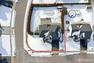 1 Edinburg Circle Circle, Old Bridge Township, NJ 07747 - Photo 3