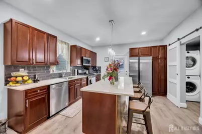 135 Brighton Avenue, Perth Amboy, NJ 08861 - Photo 15