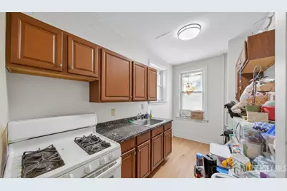 85 Smith Street, Perth Amboy, NJ 08861 - Photo 17