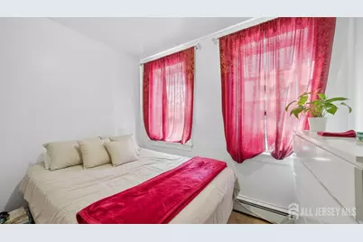 85 Smith Street, Perth Amboy, NJ 08861 - Photo 21