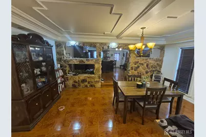 312 Kirkland Place, Perth Amboy, NJ 08861 - Photo 3