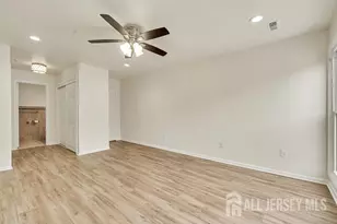 127 Oakmont Ct, Edison, NJ 08820 - Photo 13