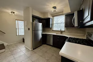 17 Florida Grove Rd, Woodbridge Township, NJ 08832 - Photo 5