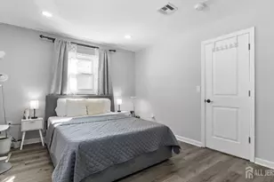 47 Hillcrest Ave, Edison, NJ 08817 - Photo 29