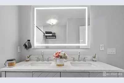 47 Hillcrest Avenue, Edison, NJ 08817 - Photo 33