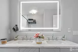 47 Hillcrest Ave, Edison, NJ 08817 - Photo 33