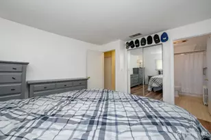 1229 Hudson Dr, North Brunswick Township, NJ 08902 - Photo 17