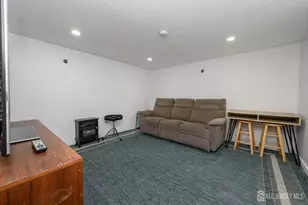 1229 Hudson Dr, North Brunswick Township, NJ 08902 - Photo 19