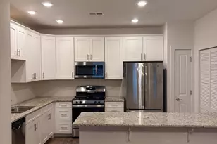 425 Tavern Rd, Monroe Township, NJ 08831 - Photo 3