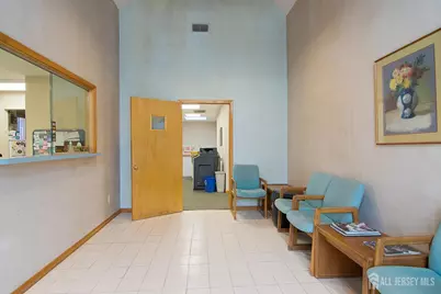 217 Main Street, Woodbridge Township, NJ 07095 - Photo 5