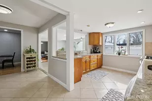 26 Linda Ave, Colonia, NJ 07067 - Photo 17