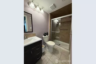 80 Farnham Square, Sayreville, NJ 08859 - Photo 5