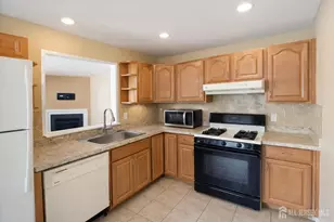 1413 Pebble Pl, Sayreville, NJ 08859 - Photo 5