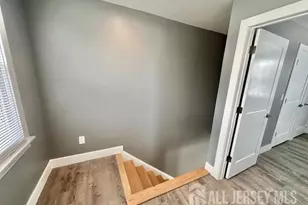 15 Doughty St, Raritan, NJ 08869 - Photo 13