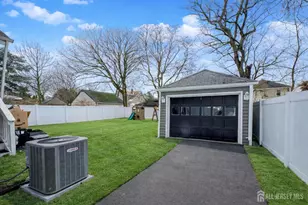 454 Stanley Pl, Rahway, NJ 07065 - Photo 3