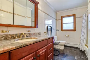 655 Washington Ave, Sayreville, NJ 08879 - Photo 11