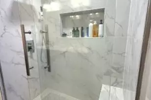 21 Wisteria Ct, Monroe Township, NJ 08831 - Photo 9