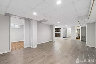 811 Mountain Avenue, Bound Brook, NJ 08805 - Photo 17