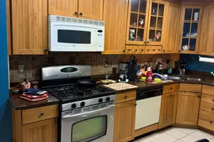 920 Plymouth Rd, North Brunswick Township, NJ 08902 - Photo 5