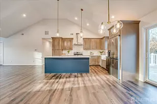 83 Sagamore Ave, Edison, NJ 08820 - Photo 5