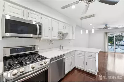 1124 Staghorn Drive, North Brunswick Township, NJ 08902 - Photo 9