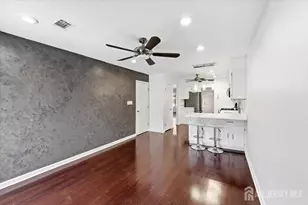 1124 Staghorn Dr, North Brunswick Township, NJ 08902 - Photo 7