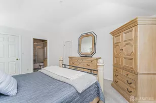 331 Waterford Dr, Edison, NJ 08817 - Photo 19