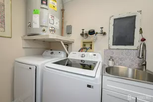 12 Ethan Allen Dr, Monroe Township, NJ 08831 - Photo 17