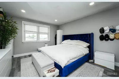 569 Liberty Avenue, Jersey City, NJ 07307 - Photo 19