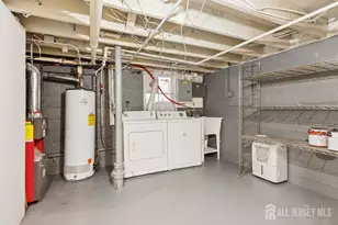 555 Main St, Metuchen, NJ 08840 - Photo 23