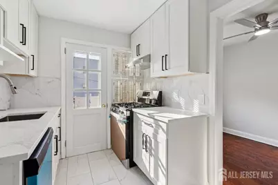 555 Main Street, Metuchen, NJ 08840 - Photo 11