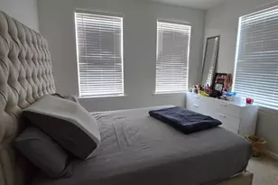 10 Bond St, North Brunswick Township, NJ 08902 - Photo 11