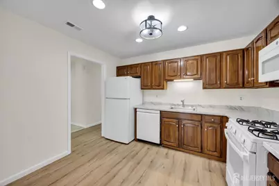 113 Heather Court #113, Edison, NJ 08820 - Photo 11