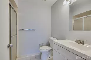 1608 Green Hollow Dr, Iselin, NJ 08830 - Photo 19