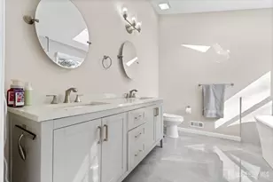 48 Sapphire Ln, Franklin Township, NJ 08823 - Photo 7