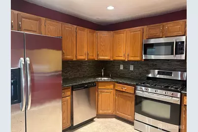 480 Witney Court, North Brunswick Township, NJ 08902 - Photo 3