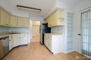 103 Sequoia Ct, Princeton, NJ 08540 - Photo 11