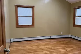 25 Penn St, Fords, NJ 08863 - Photo 5