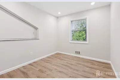 5 E Waverly Drive, Edison, NJ 08817 - Photo 19