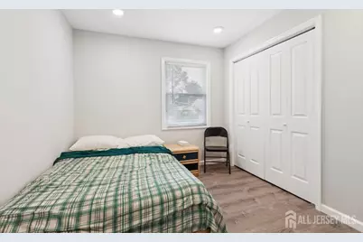 5 E Waverly Drive, Edison, NJ 08817 - Photo 17