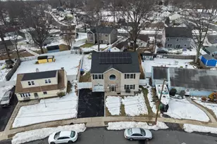 7 Dobson Rd, Edison, NJ 08817 - Photo 37