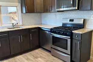 35 Lavern St, Sayreville, NJ 08872 - Photo 3