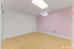 22 Downs Dr, Sayreville, NJ 08872 - Photo 43