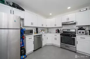 57 Boston St, Newark, NJ 07103 - Photo 17