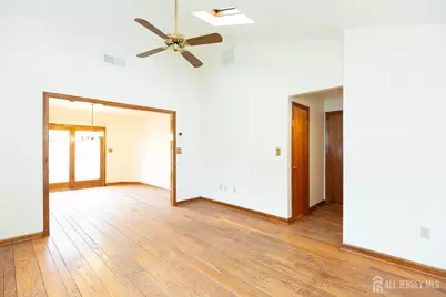 57 Columbus Avenue, Edison, NJ 08817 - Photo 15