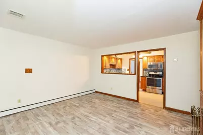 57 Columbus Avenue, Edison, NJ 08817 - Photo 5