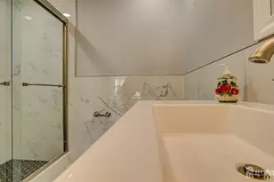 203 Sunshine Ct Ct, Sayreville, NJ 08859 - Photo 15