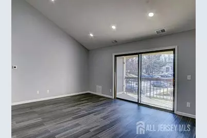 203 Sunshine Ct Court, Sayreville, NJ 08859 - Photo 3