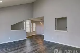 203 Sunshine Ct Ct, Sayreville, NJ 08859 - Photo 7