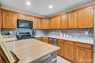 40 Kingston Run, North Brunswick Township, NJ 08902 - Photo 13